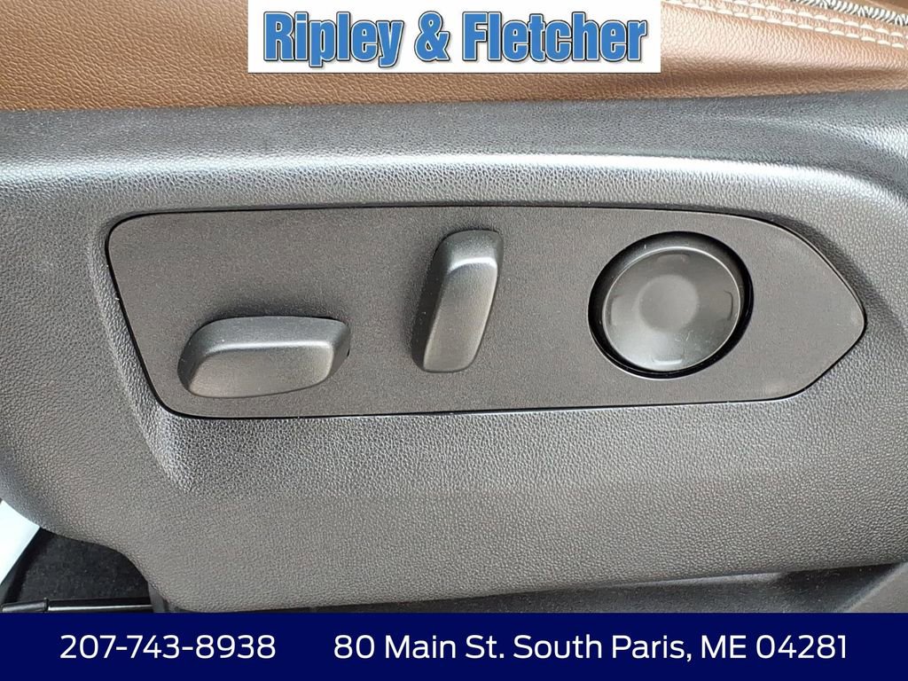 Used 2021 Chevrolet Tahoe High Country w/ Premium Package image 13