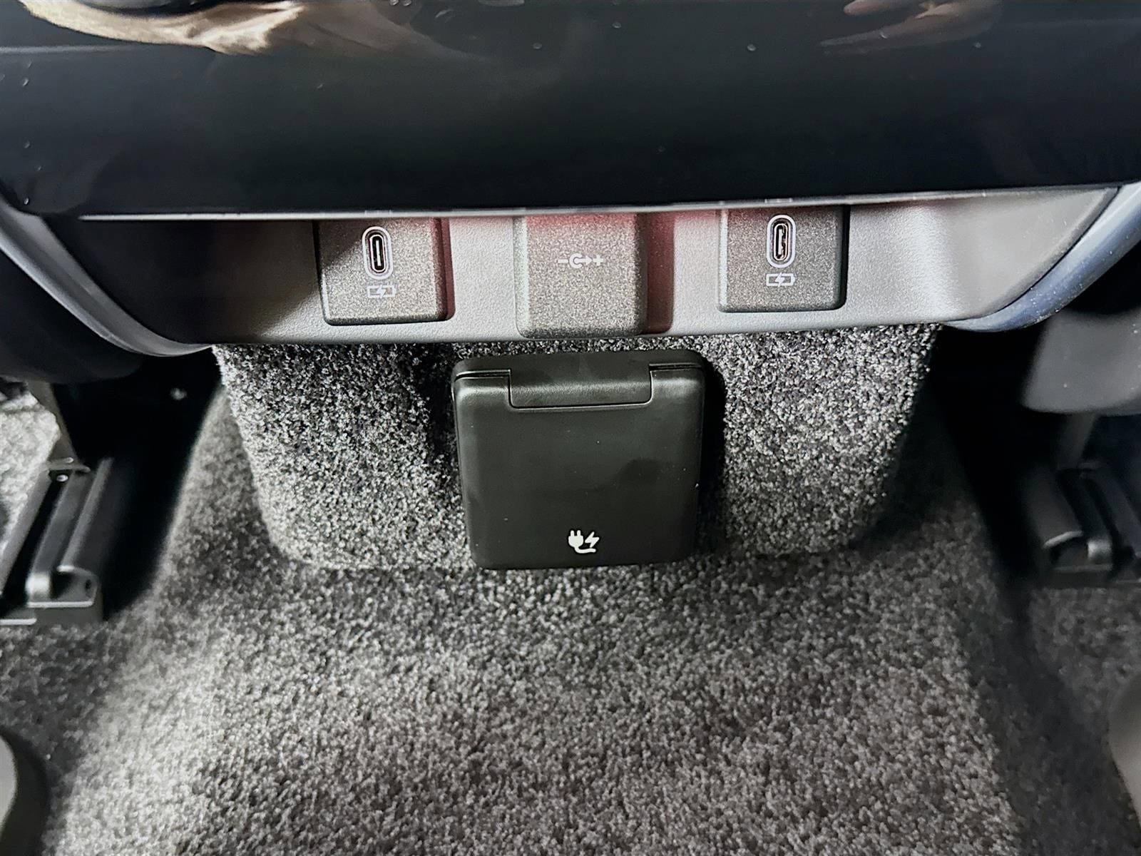 New 2026 Land Rover Range Rover SE AWD/4WD image 28