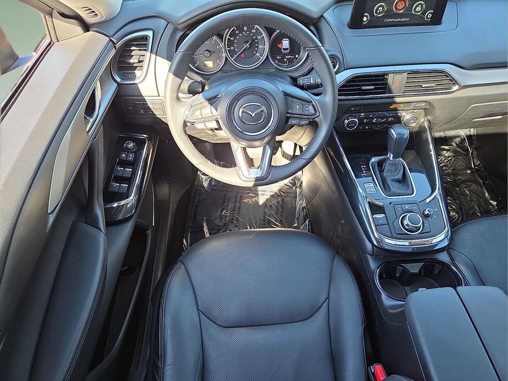 Used 2018 MAZDA CX-9 Touring w/ Touring Premium Package image 12