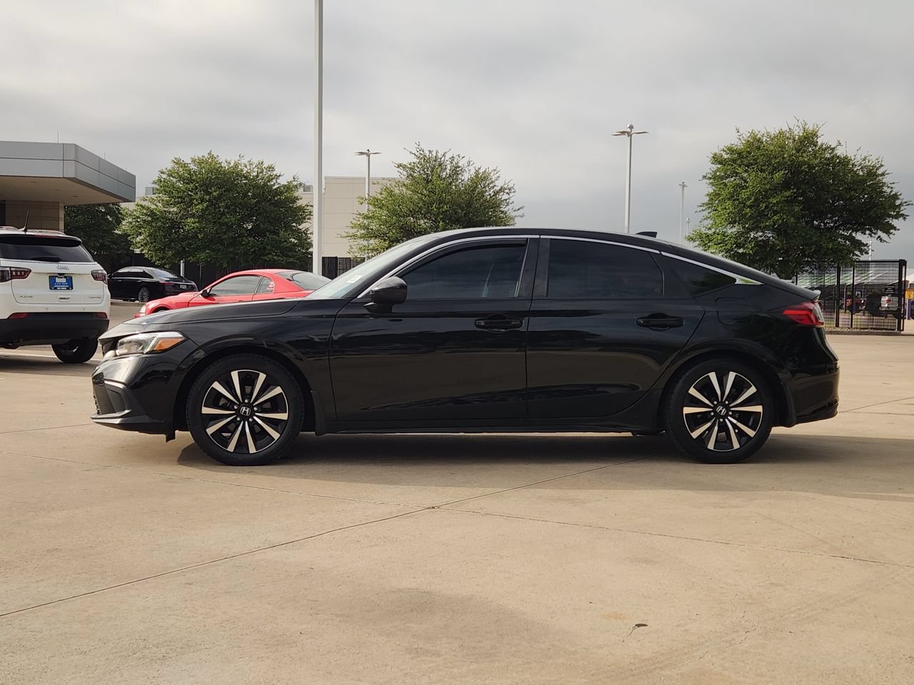 Certified 2022 Honda Civic EX-L image 4