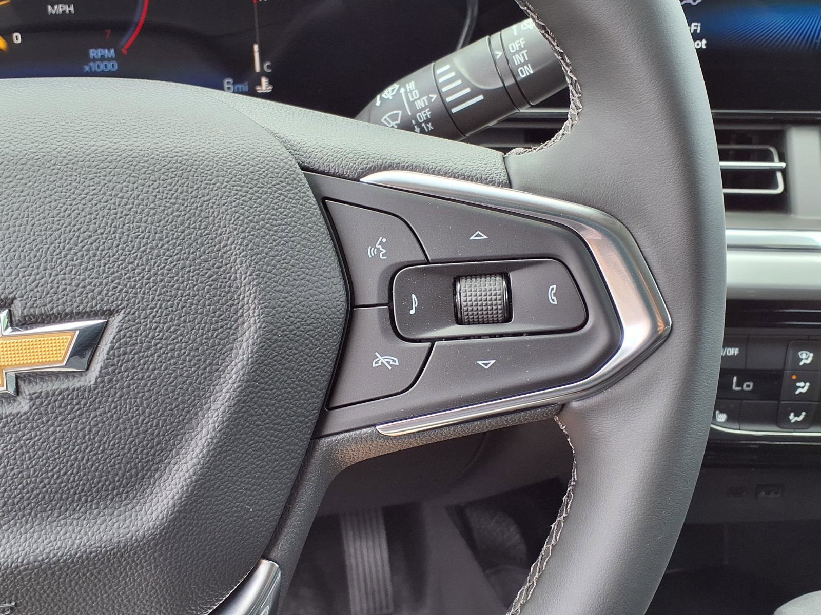 New 2026 Chevrolet Trax LT w/ Driver Confidence Package FWD image 17