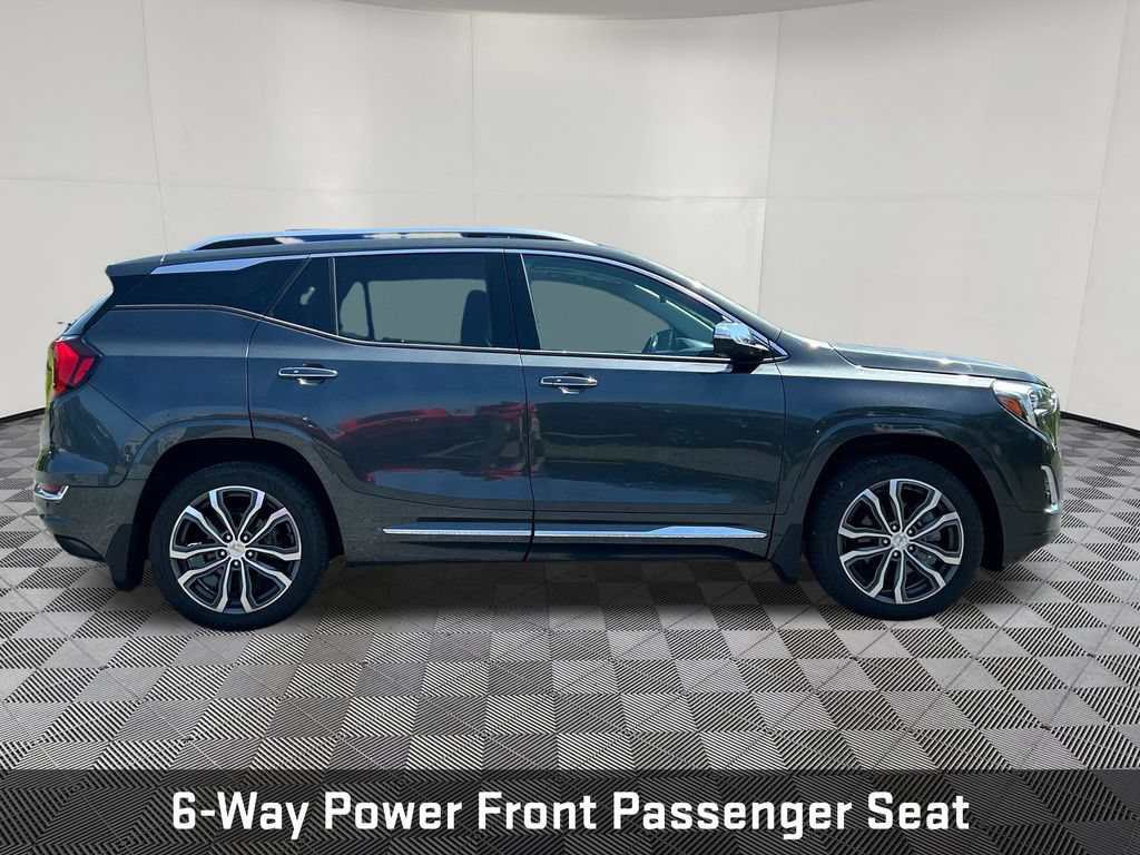 Certified 2020 GMC Terrain Denali w/ Denali Premium Package AWD/4WD image 7