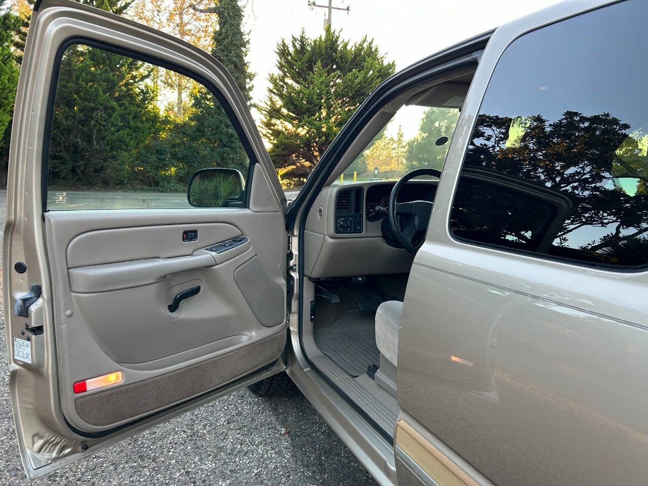 Used 2005 Chevrolet Silverado 1500 LS w/ Light Duty Power Package RWD image 24