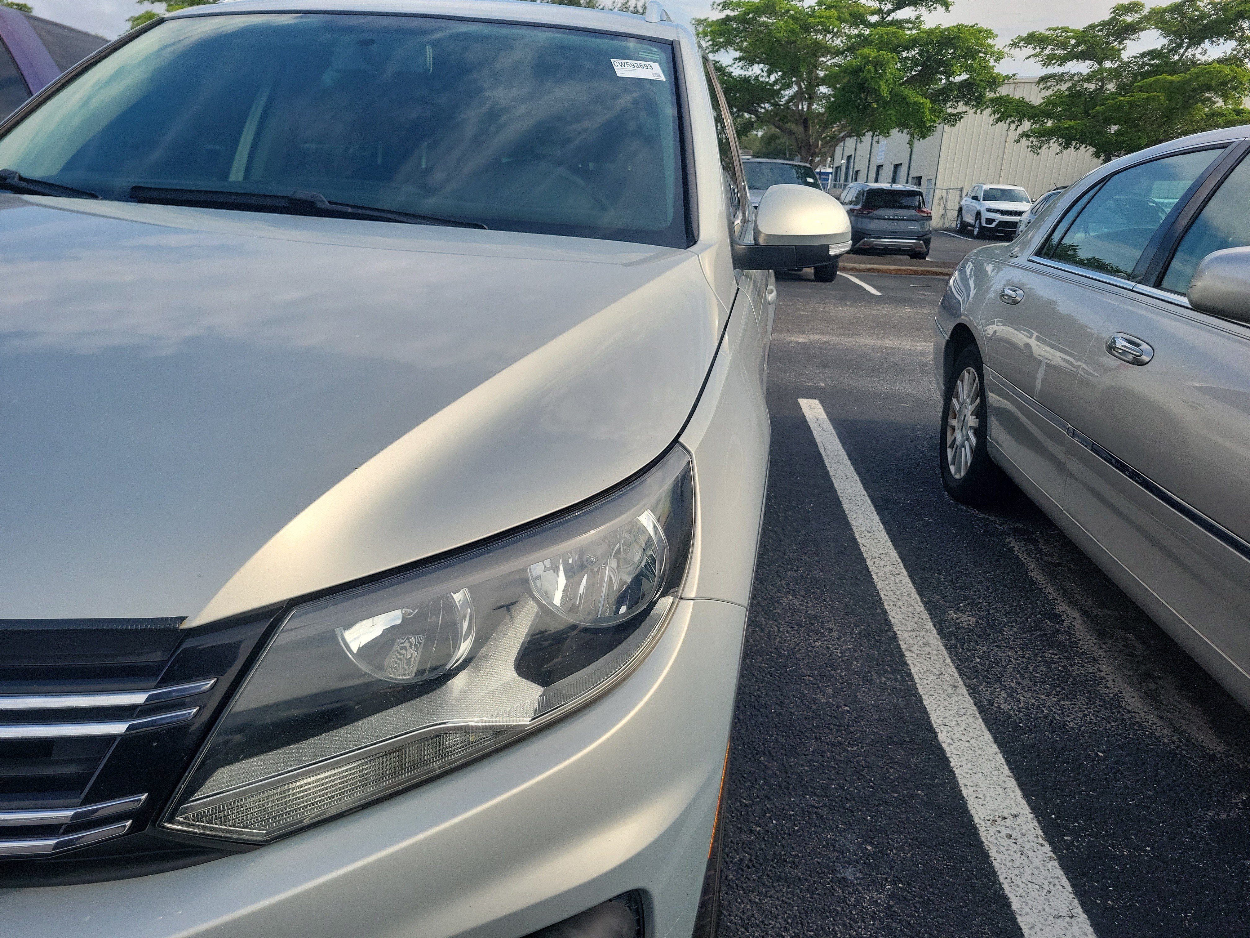 Used 2012 Volkswagen Tiguan S AWD/4WD image 4