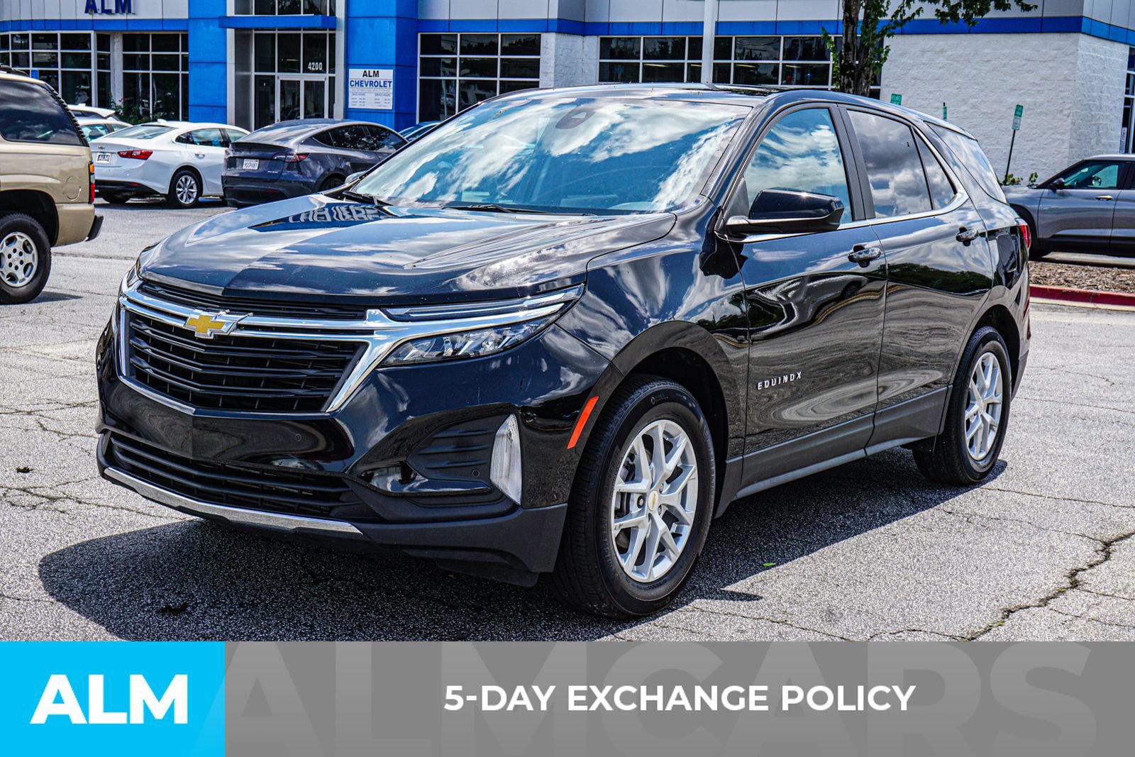 Used 2024 Chevrolet Equinox LT FWD image 4