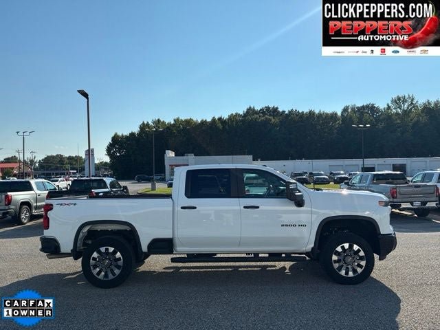 Used 2024 Chevrolet Silverado 2500 Custom w/ Custom Convenience Package AWD/4WD image 8