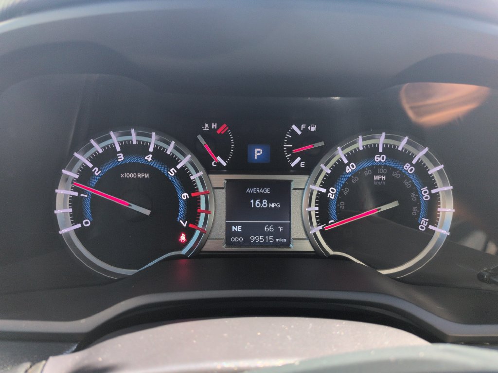 Used 2017 Toyota 4Runner Limited AWD/4WD image 15