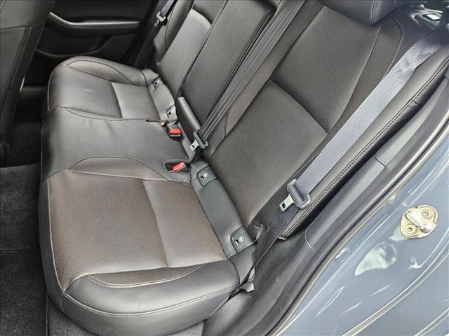 Used 2023 MAZDA MAZDA3 s FWD image 14