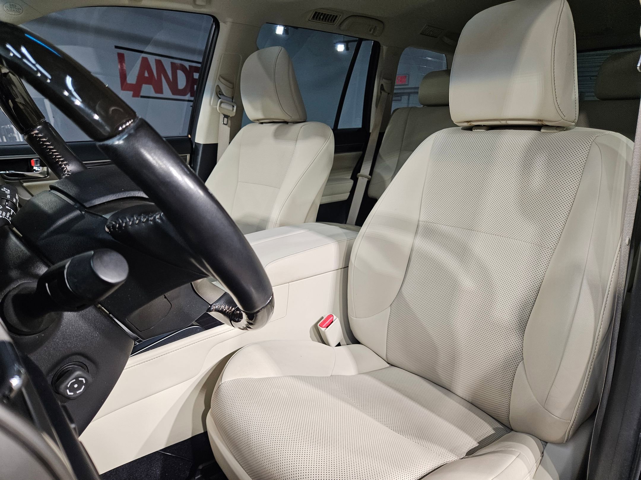 Used 2021 Lexus GX 460 Premium image 24
