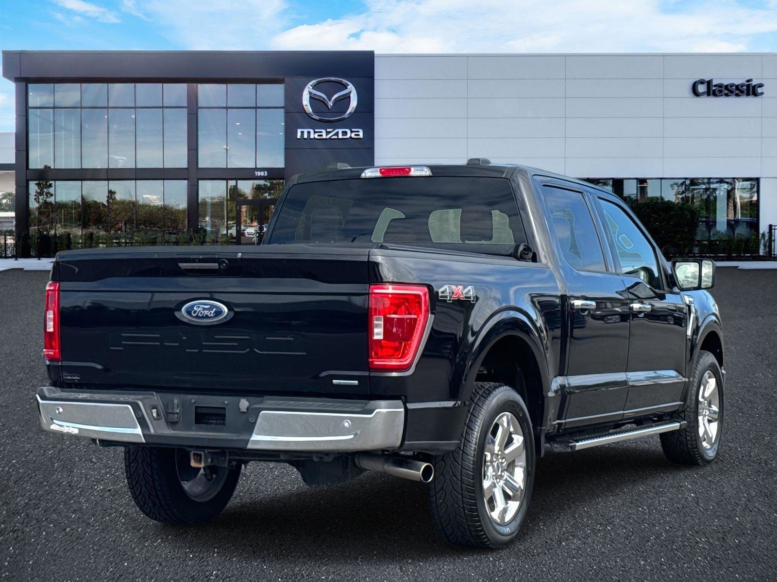 Used 2023 Ford F150 XLT w/ Equipment Group 302A High image 3