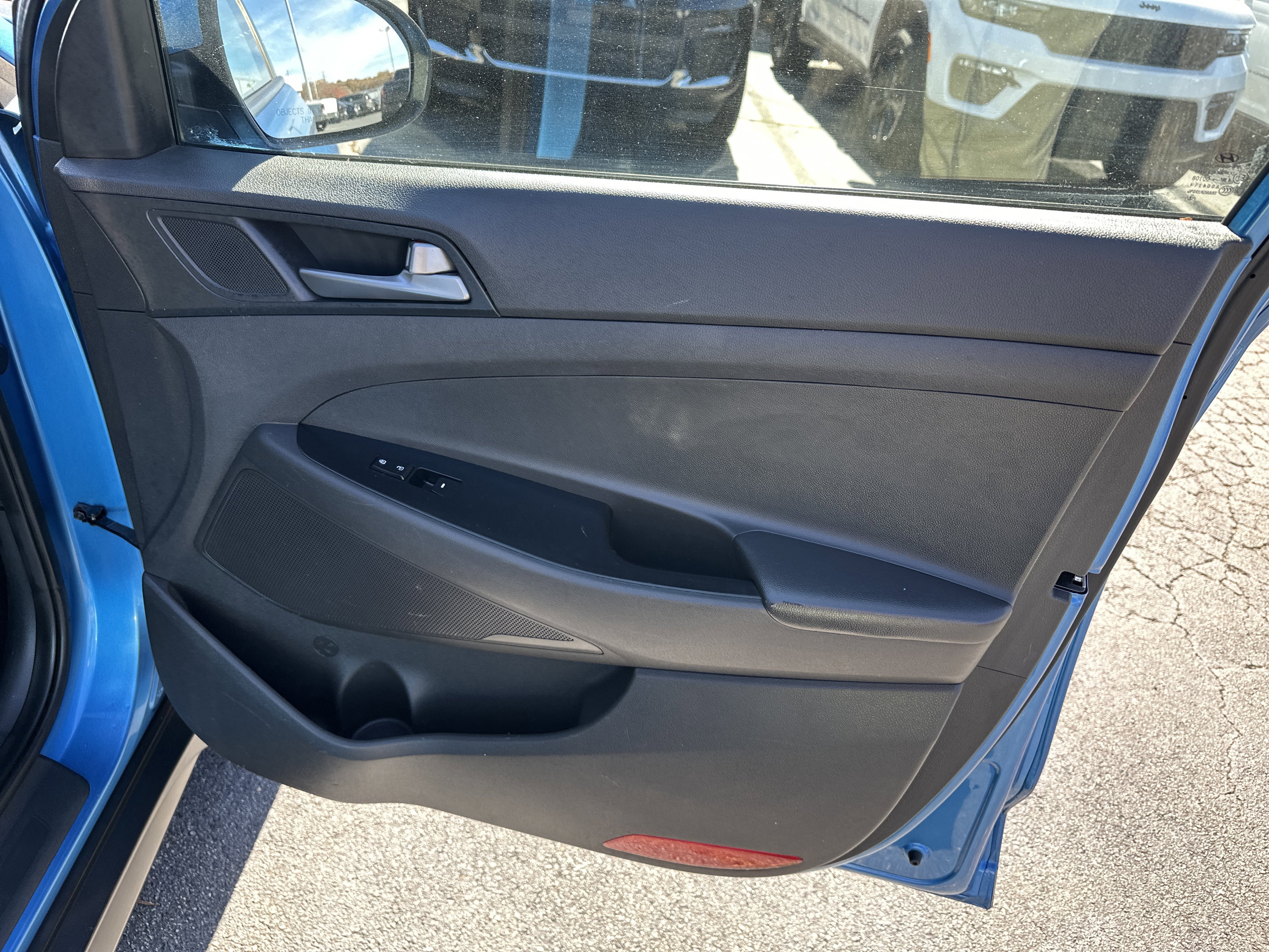 Used 2016 Hyundai Tucson SE w/ Option Group 02 image 16