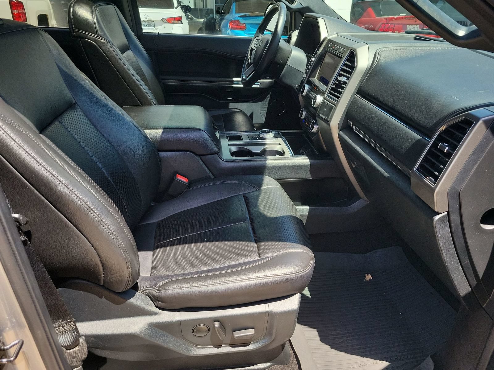 Used 2021 Ford Expedition XLT RWD image 28