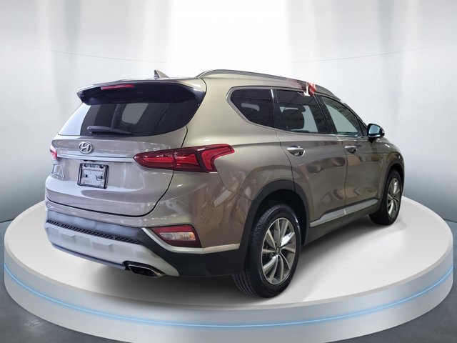 Used 2019 Hyundai Santa Fe w/ Ultimate Package FWD image 4