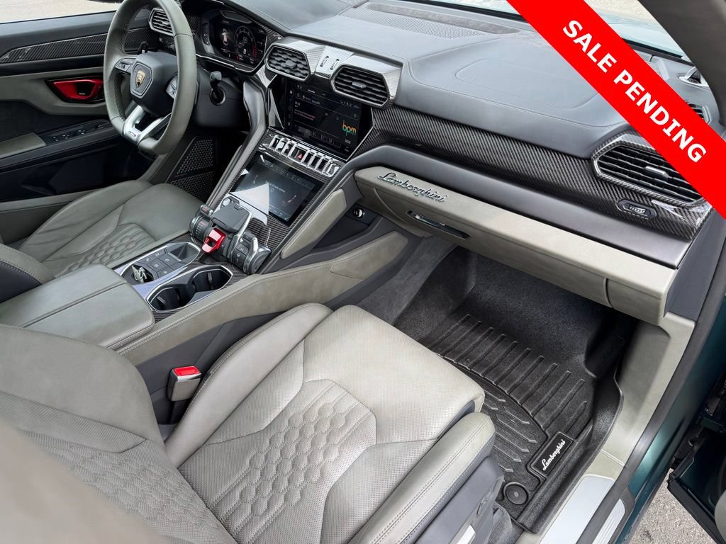 Used 2024 Lamborghini Urus S AWD/4WD image 44