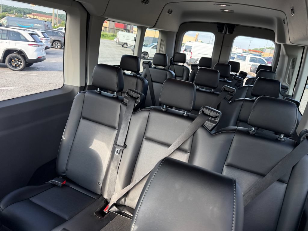 Used 2025 Ford Transit 350 XL RWD image 17