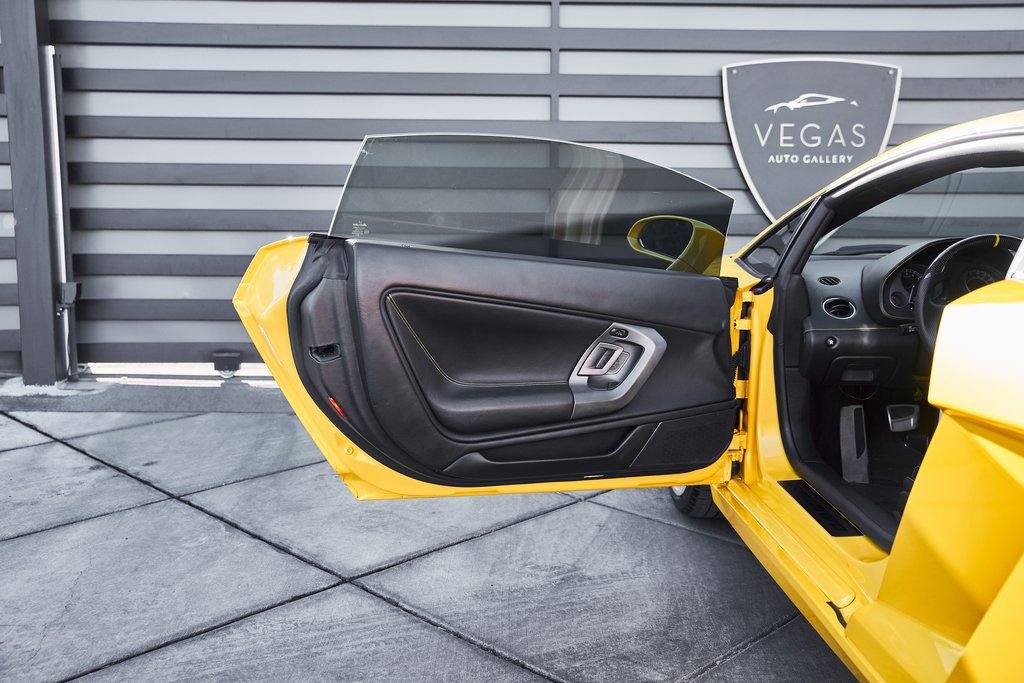 Used 2005 Lamborghini Gallardo image 33