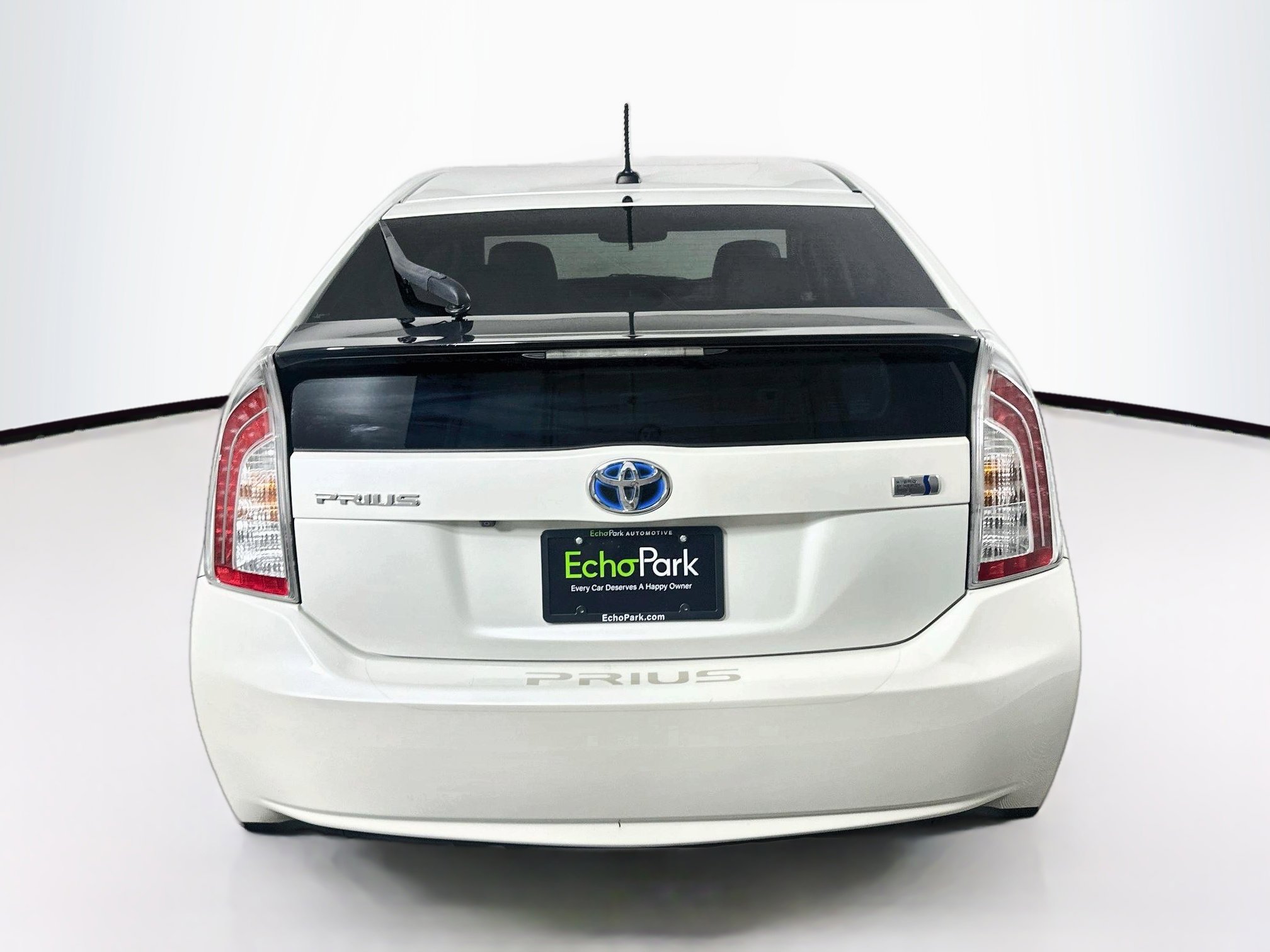 Used 2015 Toyota Prius Four FWD image 7