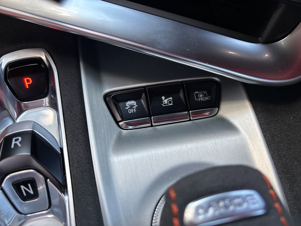 Used 2025 Chevrolet Corvette Stingray Premium Conv w/ Z51 Performance Package RWD image 18