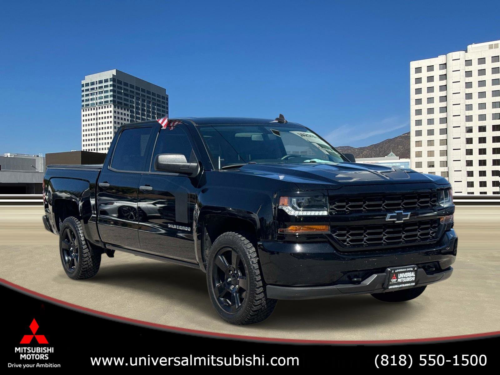 Used 2018 Chevrolet Silverado 1500 Custom w/ Custom Value Package RWD image 1