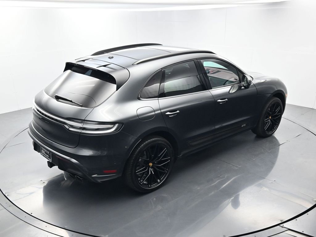 Certified 2025 Porsche Macan GTS image 44