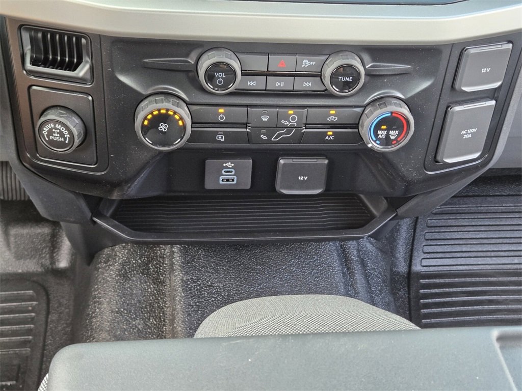 New 2025 Ford F250 XL image 19