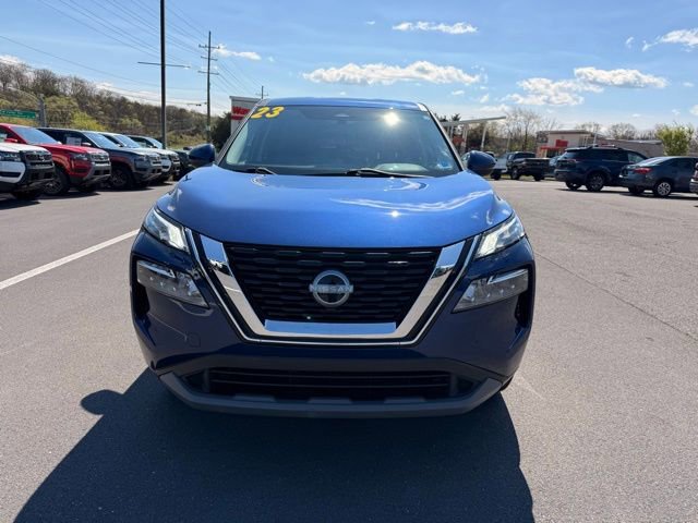 Certified 2023 Nissan Rogue SV image 3