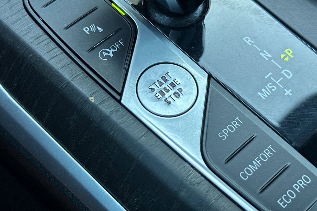 Used 2023 BMW 430i Coupe w/ Premium Package image 24