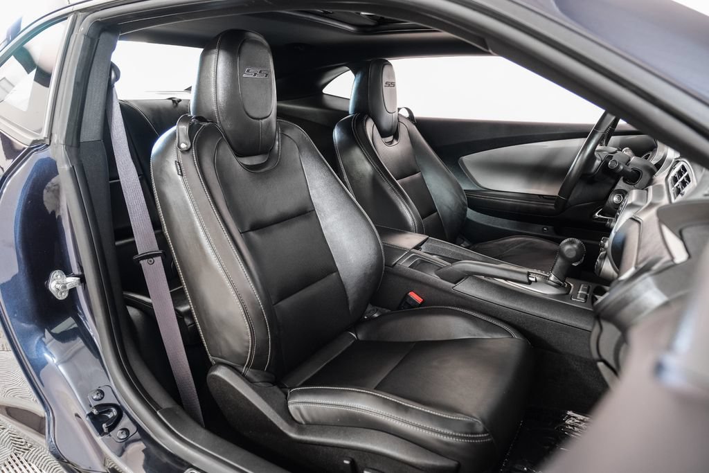 Used 2014 Chevrolet Camaro SS w/ RS Package RWD image 38