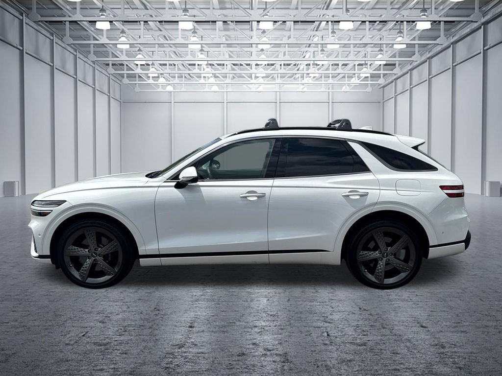 Used 2025 Genesis GV70 2.5T w/ Sport Prestige Package AWD/4WD image 4