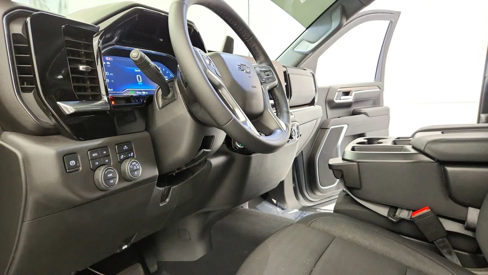 Used 2025 Chevrolet Silverado 1500 LT Trail Boss image 14