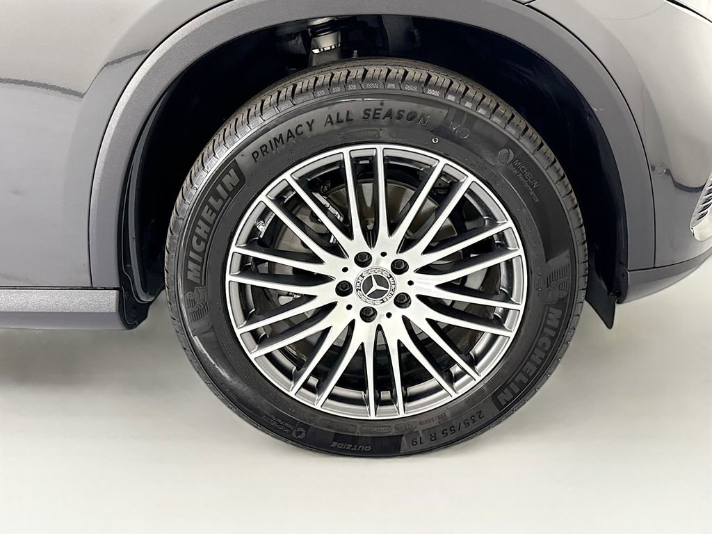 Certified 2026 Mercedes-Benz GLC 300 image 32