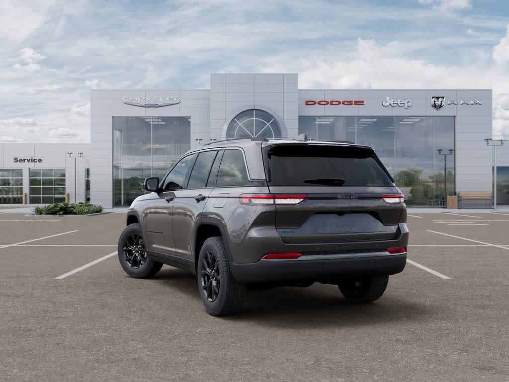 New 2026 Jeep Grand Cherokee Altitude AWD/4WD image 3