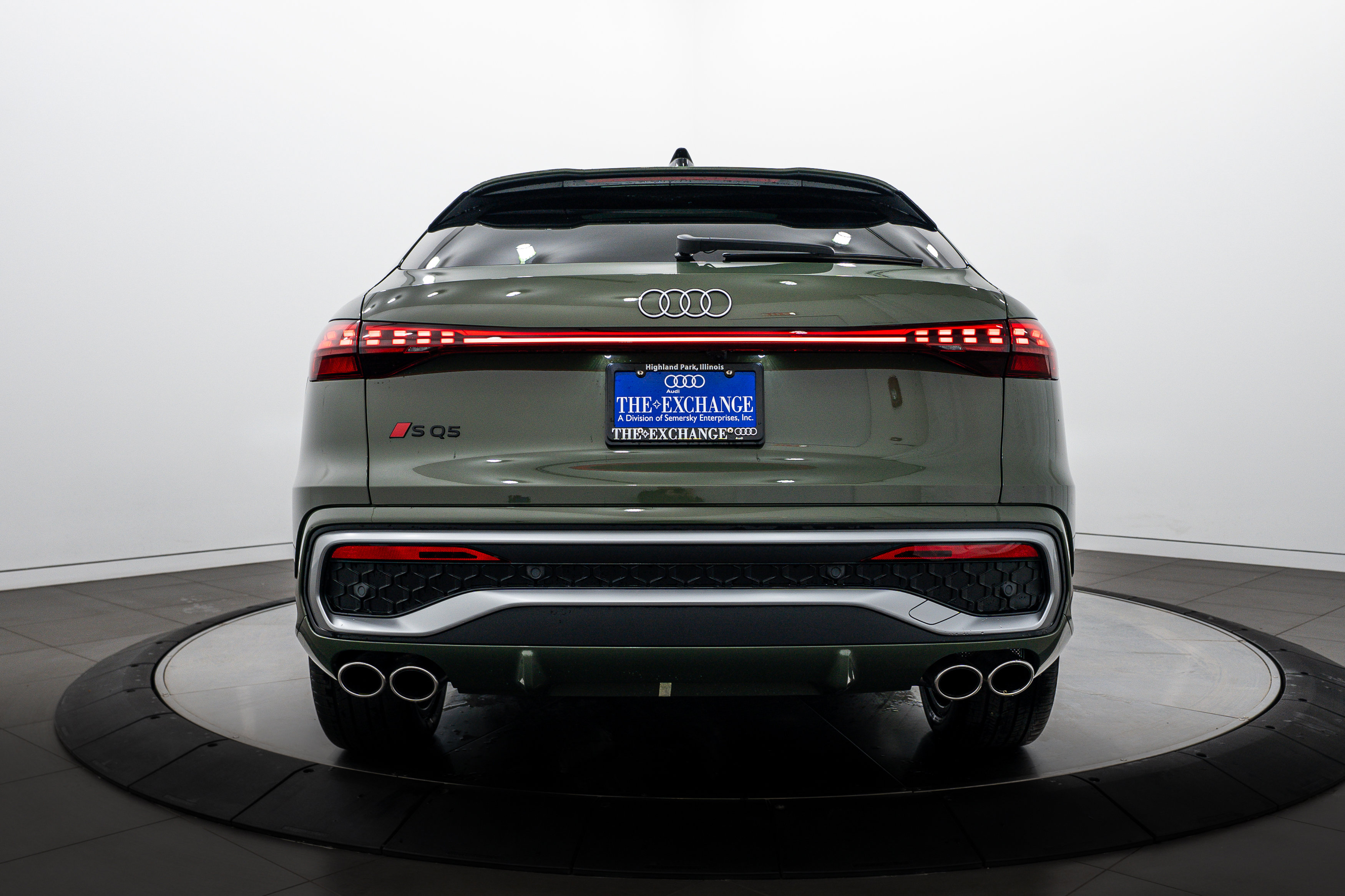 New 2025 Audi SQ5 Premium Plus image 23