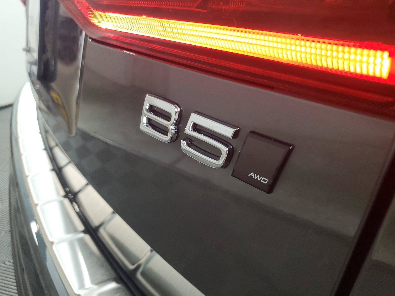New 2027 Volvo XC60 B5 Ultra AWD/4WD image 7