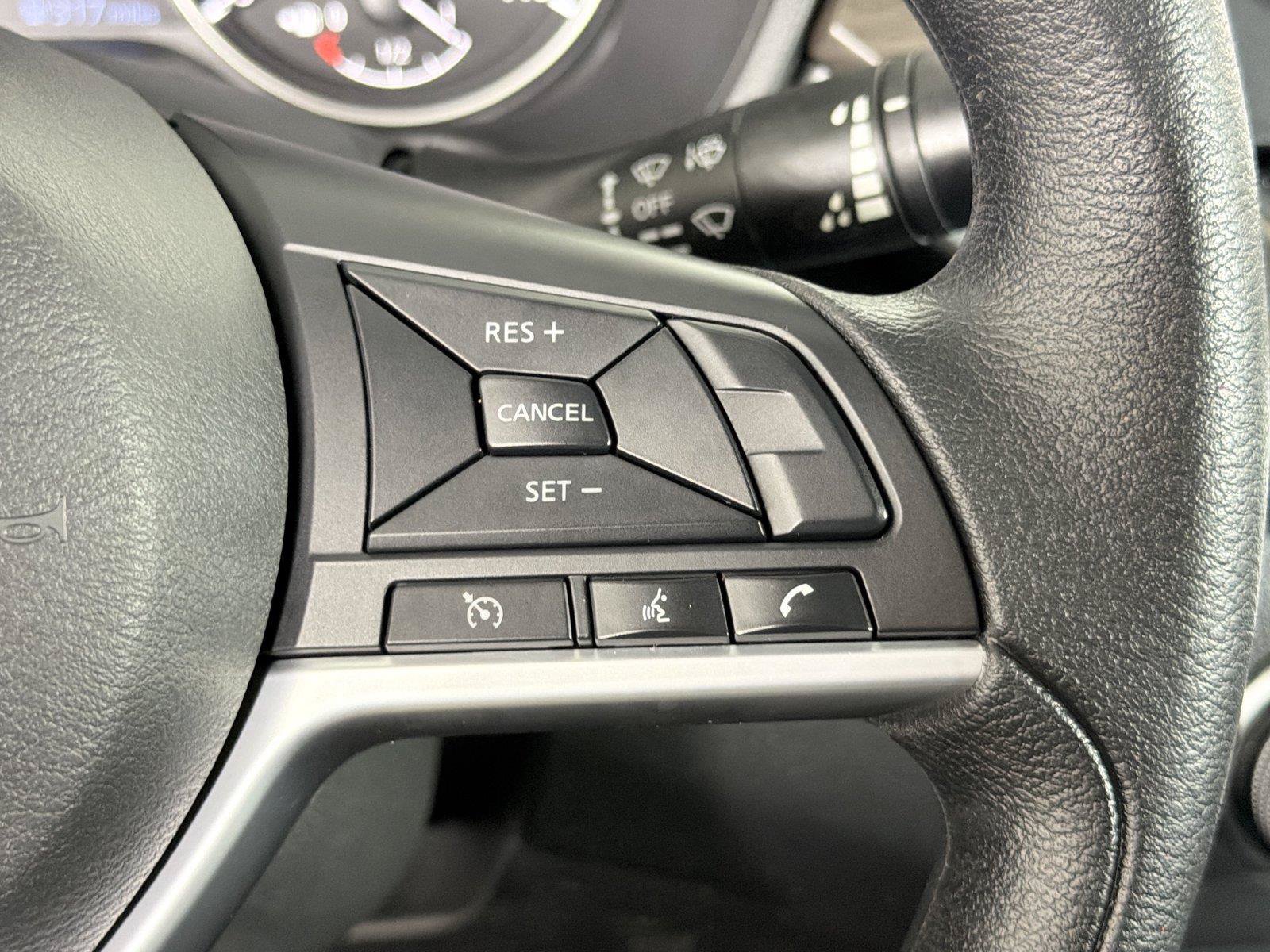 Used 2025 Nissan Altima 2.5 SV FWD image 23