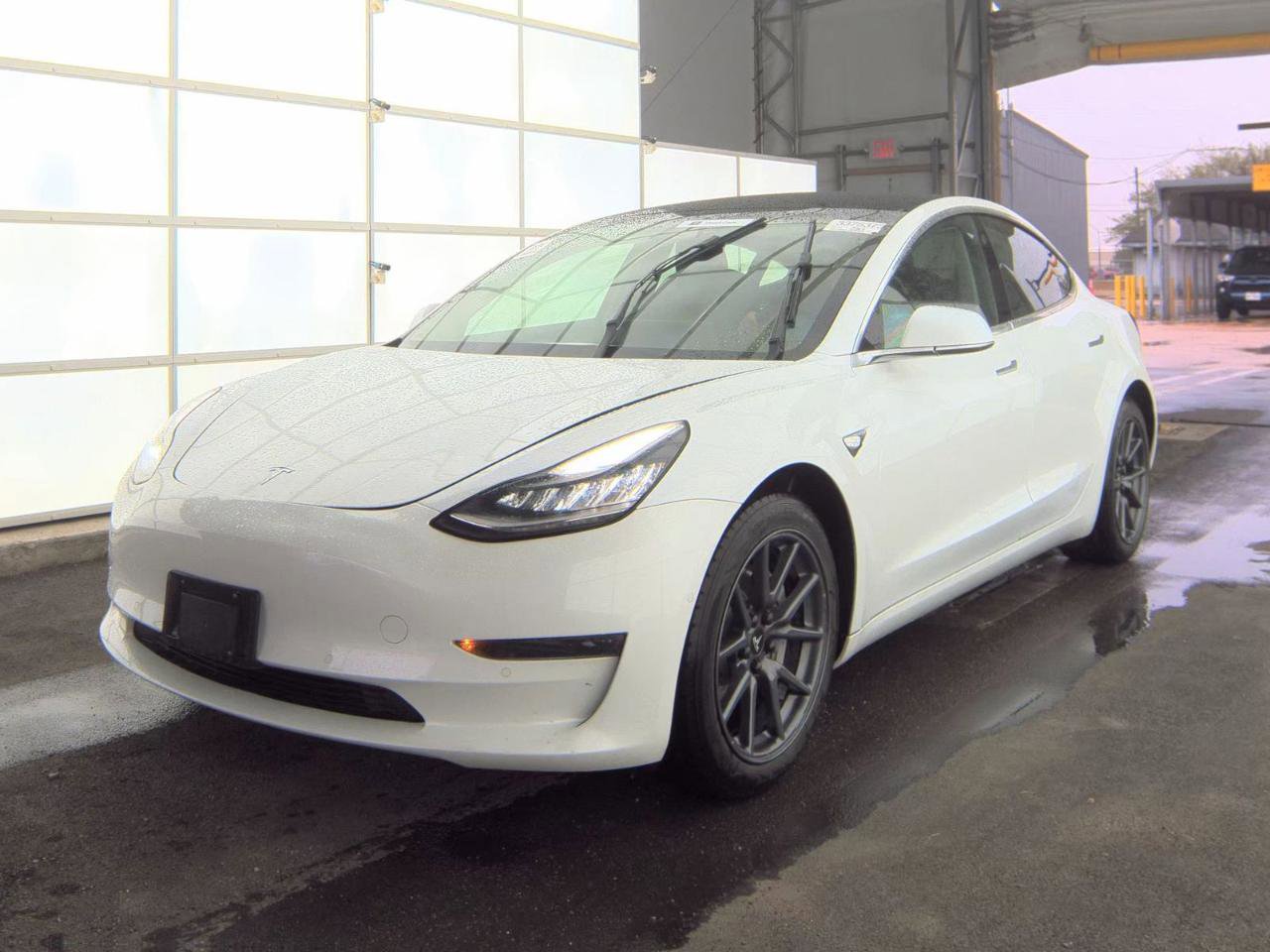 Used 2019 Tesla Model 3 Long Range RWD image 1