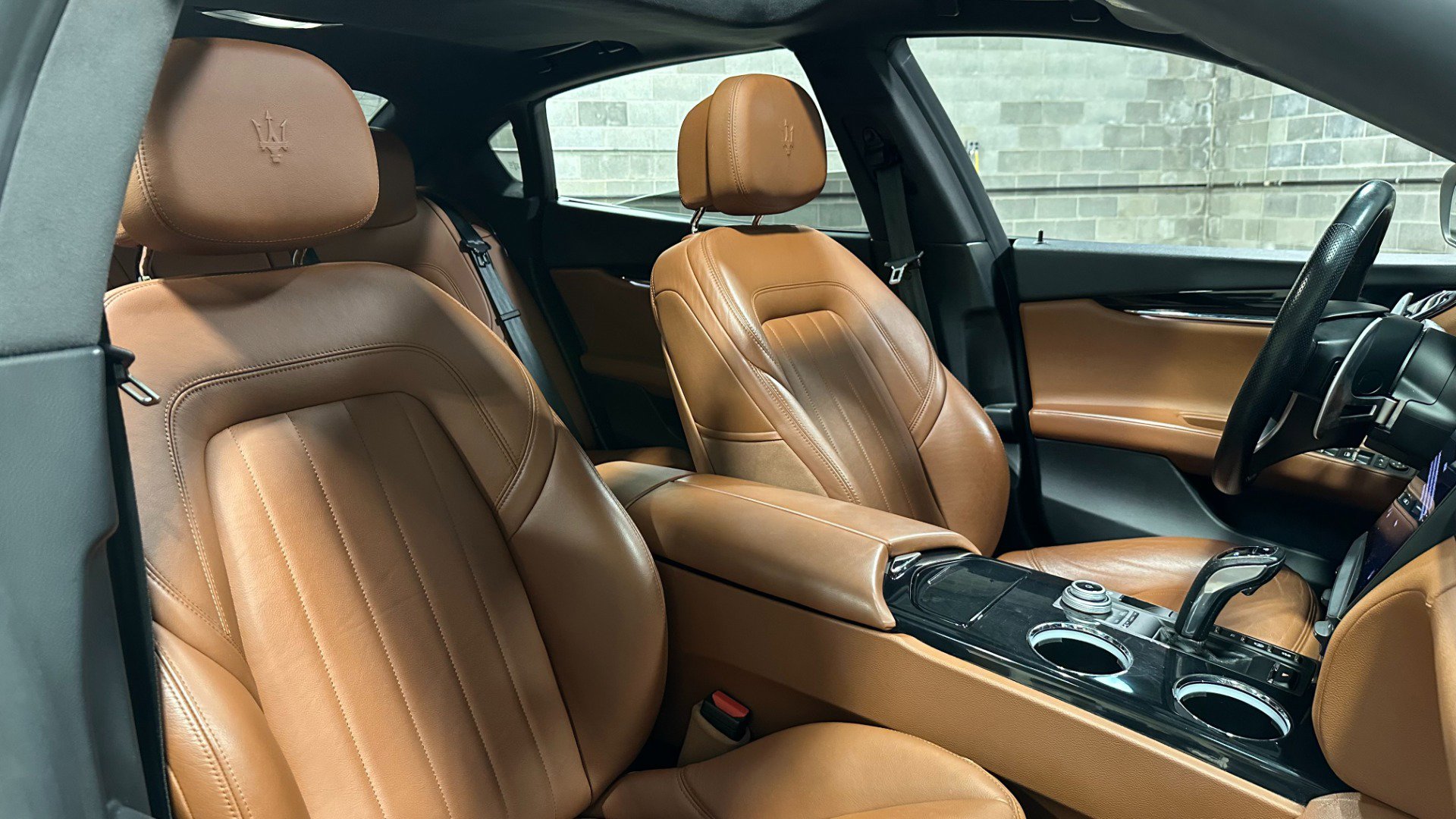 Used 2022 Maserati Quattroporte Modena Q4 image 34