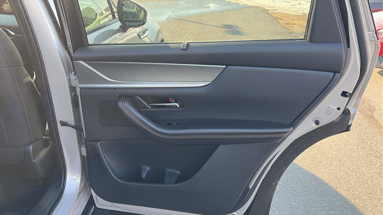 New 2026 MAZDA CX-90 3.3 Turbo w/ Preferred Package image 11