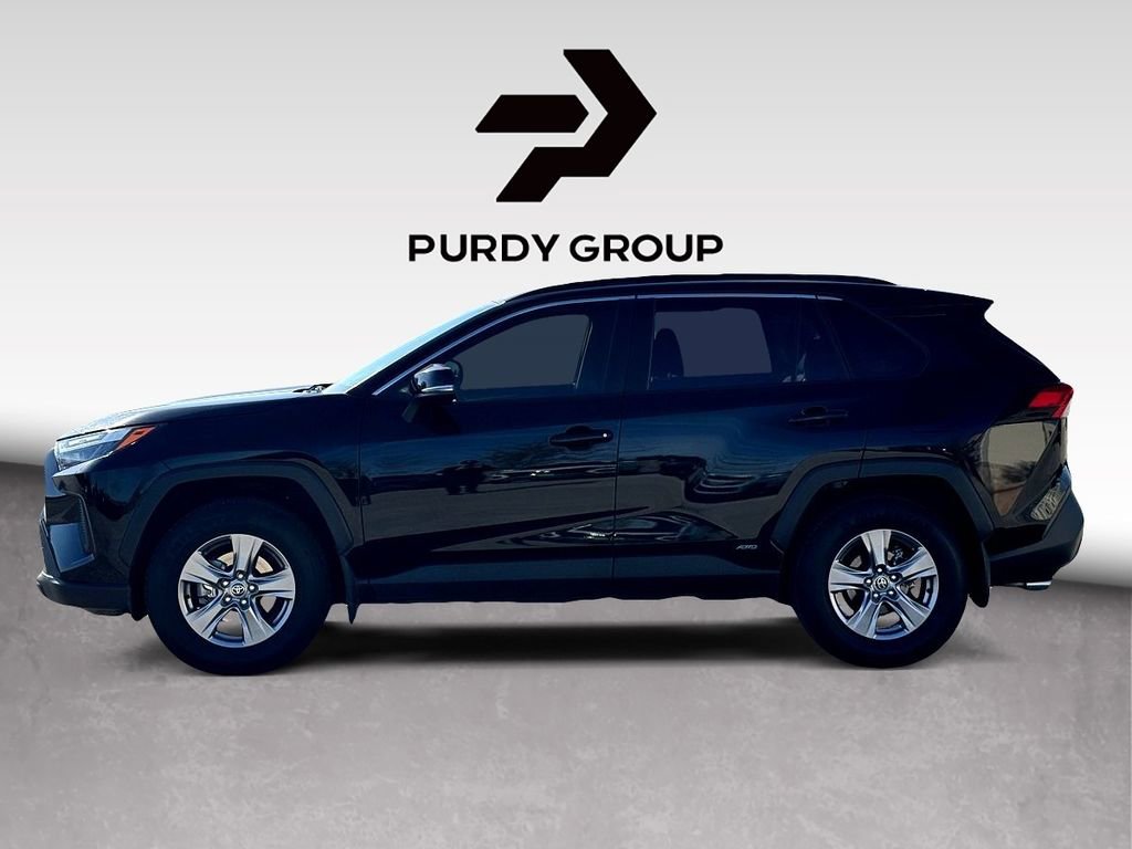 Used 2023 Toyota RAV4 XLE w/ Convenience Package image 5