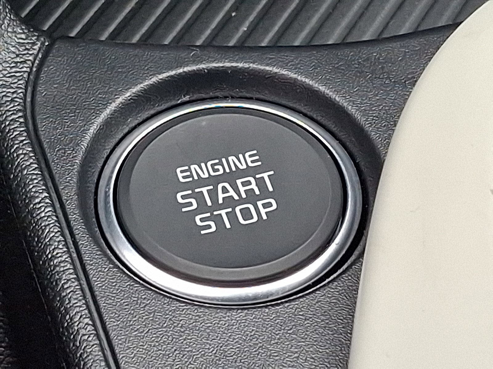 New 2025 Kia K4 GT-Line image 18