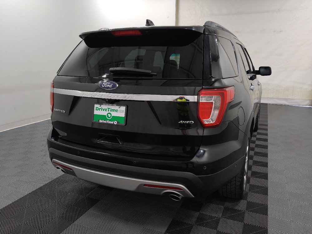 Used 2017 Ford Explorer Limited w/ Equipment Group 301A AWD/4WD image 7