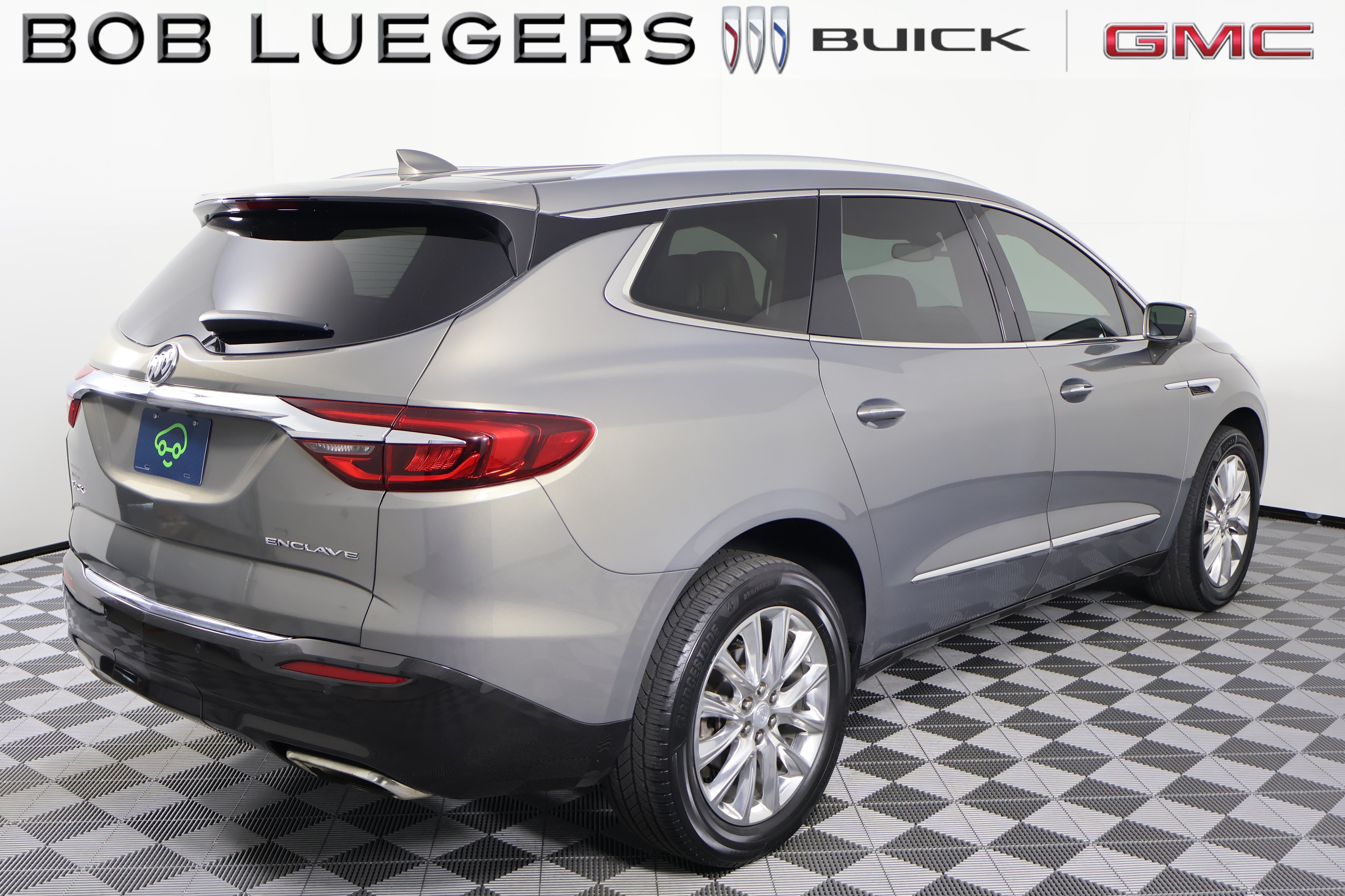 Certified 2018 Buick Enclave Premium FWD image 4