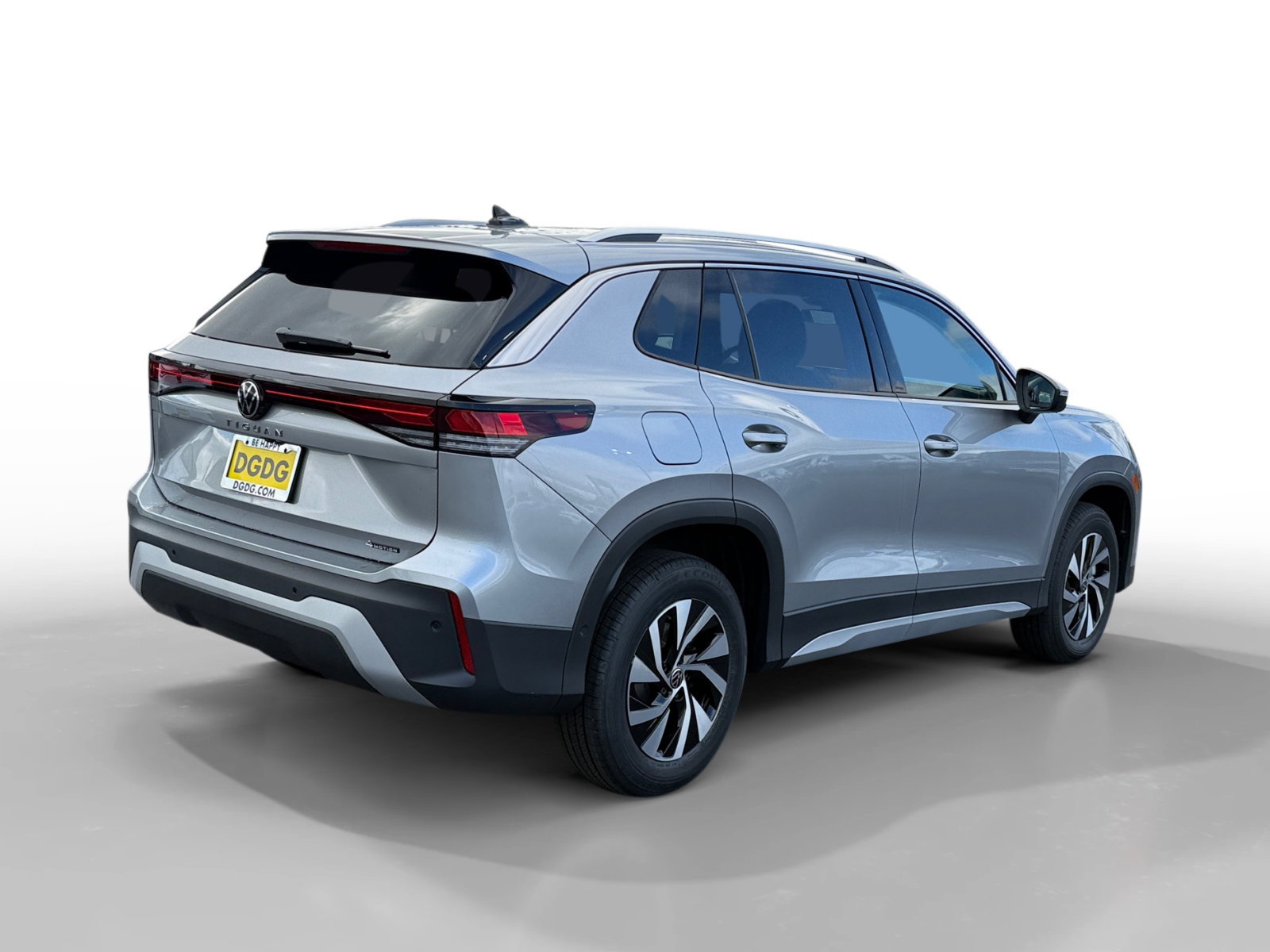 New 2026 Volkswagen Tiguan S AWD/4WD image 5