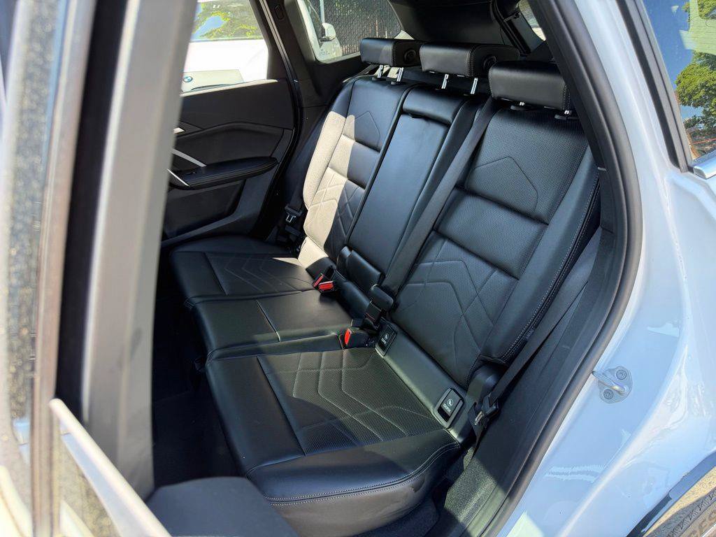 Used 2026 BMW X1 xDrive28i AWD/4WD image 17