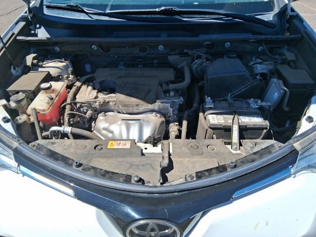 Used 2018 Toyota RAV4 LE image 15