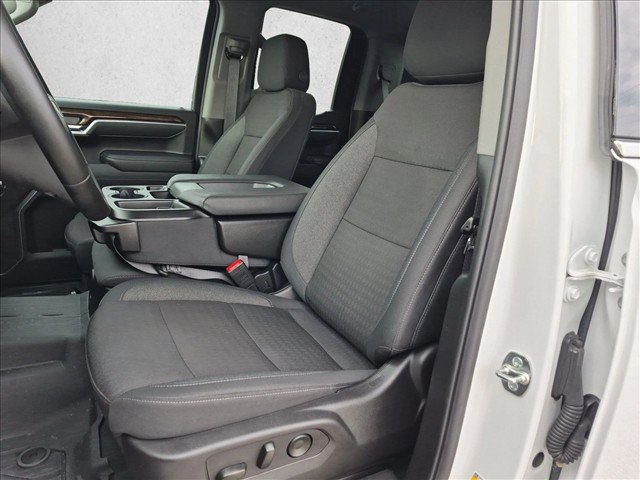 Used 2025 GMC Sierra 1500 SLE AWD/4WD image 16