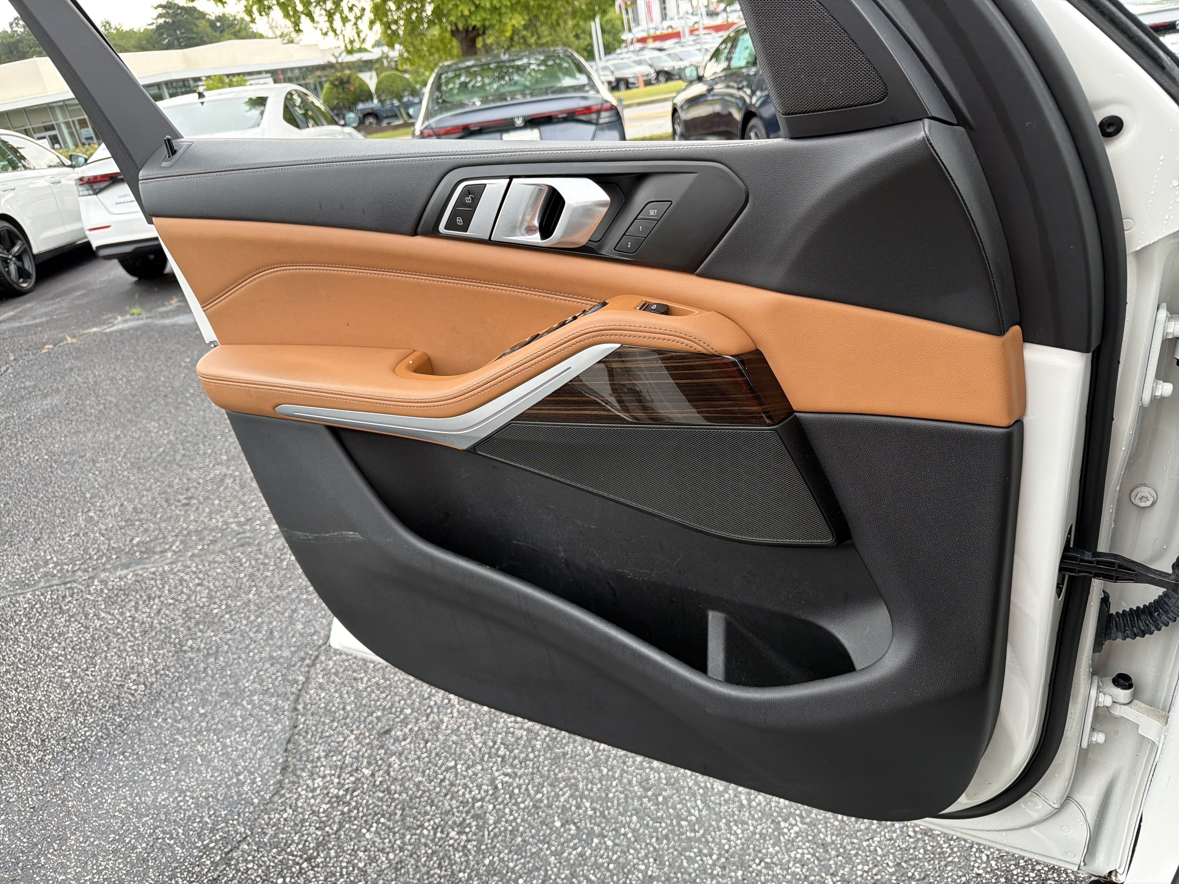 Used 2024 BMW X5 sDrive40i RWD image 14
