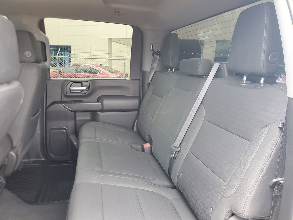 Used 2022 Chevrolet Silverado 2500 Custom w/ Custom Convenience Package RWD image 9