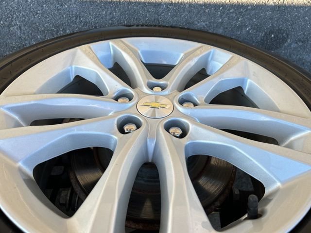 Used 2018 Chevrolet Malibu LT w/ LPO, Convenience Package 2 image 9