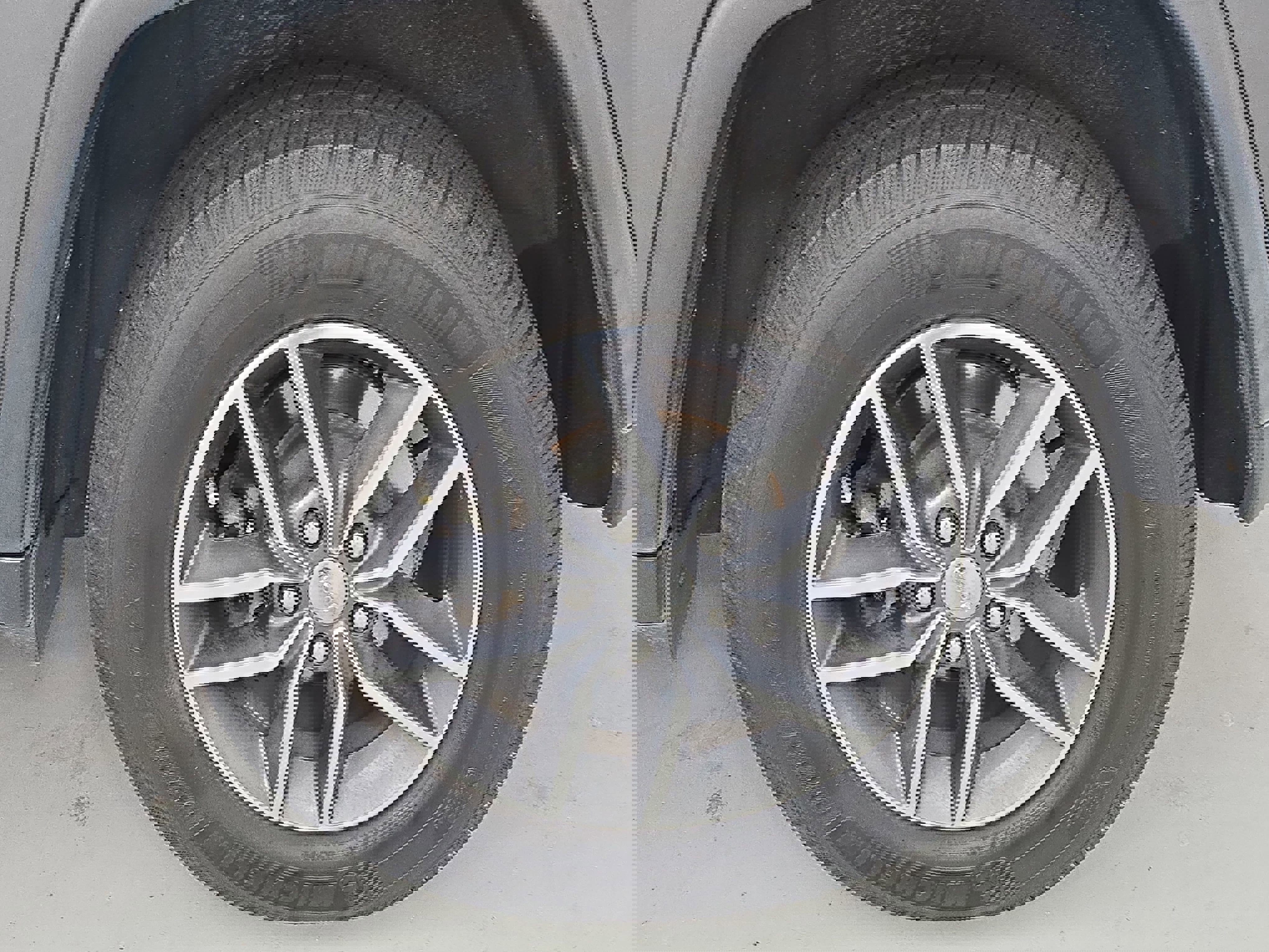 Used 2018 Jeep Grand Cherokee Limited image 31